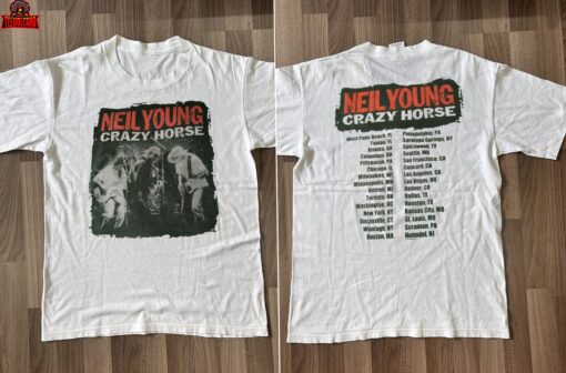 Neil Young – Crazy Horse Distressed 2001 Tour Vintage Style Unisex T-Shirt