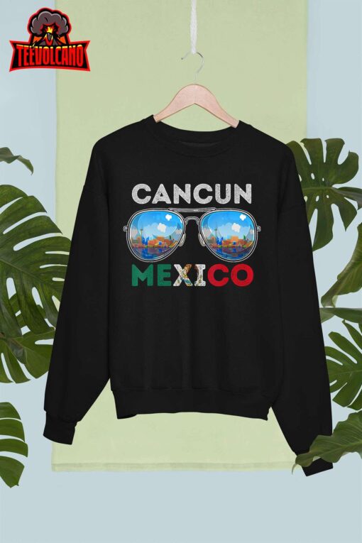 Cancun Mexico Vacation Summer Family Vintage Sunglasses T-Shirt