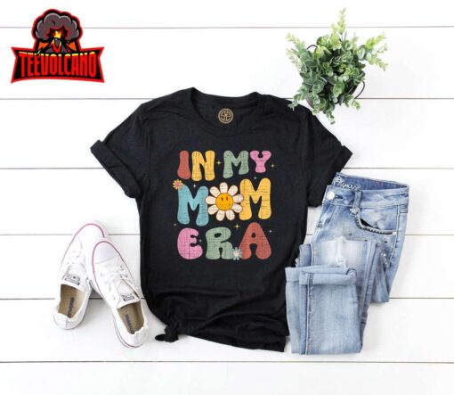 Groovy Retro In My Mom Era, Cool-Moms Club (On Back) Costume T-Shirt