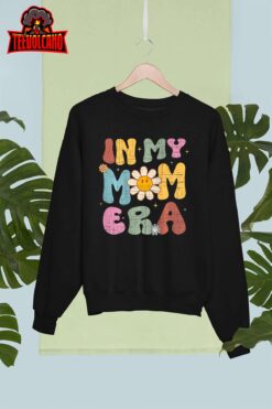 Groovy Retro In My Mom Era, Cool-Moms Club (On Back) Costume T-Shirt