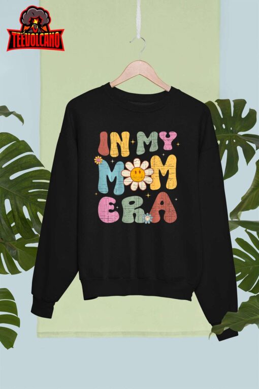 Groovy Retro In My Mom Era, Cool-Moms Club (On Back) Costume T-Shirt