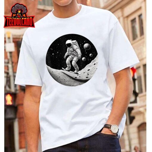 Moon Boarding Astronaut – Funny T-Shirt T-Shirt