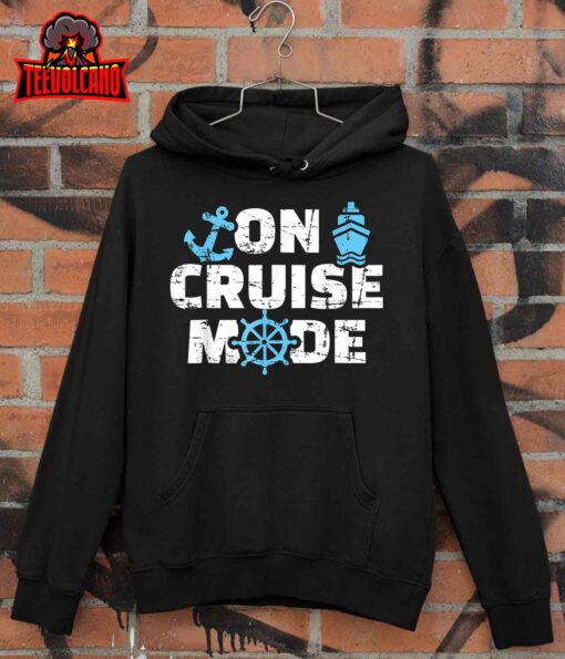 On Cruise Mode Funny Summer Cruise Vacation Family T-Shirt