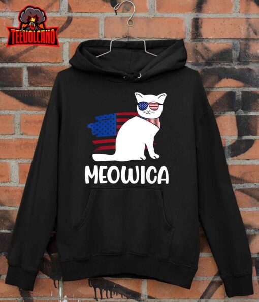 Patriotic Cat Meowica 4th of July Funny Kitten Lover T-Shirt