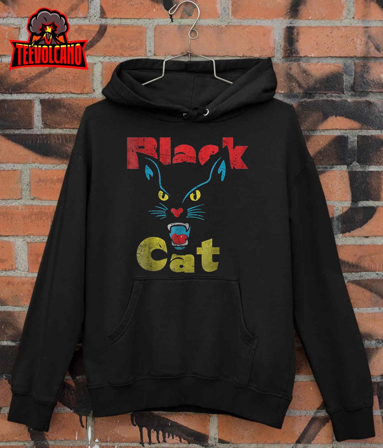 Retro Black Cat Retro Fireworks Vintage Halloween 70s T-Shirt