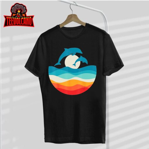 Vintage Retro Summer Time Beach Dolphin For Men Women T-Shirt