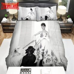 Audrey Hepburn Walking The Black And White Dogs Duvet Cover Bedding Sets