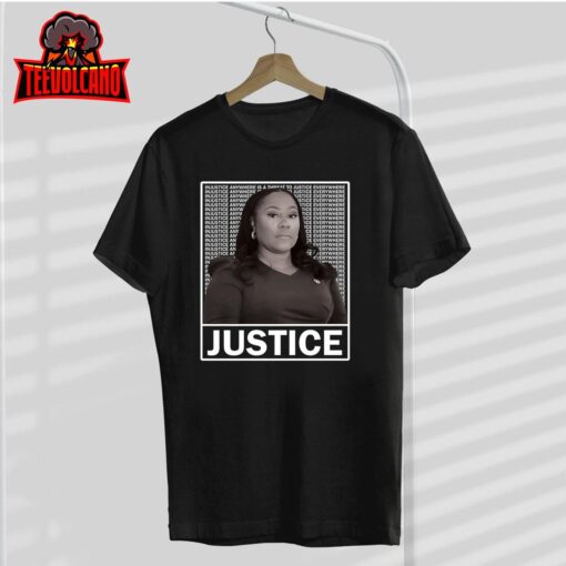 Fani Willis District Attorney Seeks Justice Premium T-Shirt