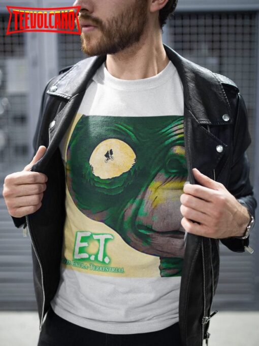 ET The Extra-Terrestrial Movie Shirt, 80s Movie Nostalgia T Shirt