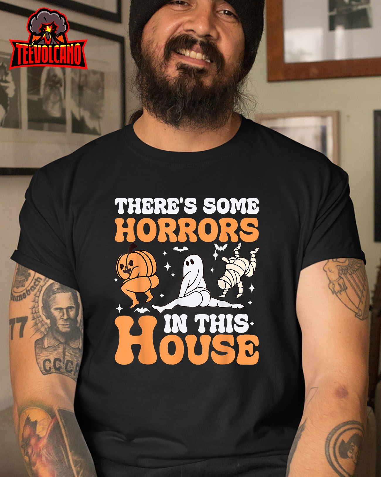 There’s Some Horrors In This House Halloween Ghost Pumpkin T-Shirt