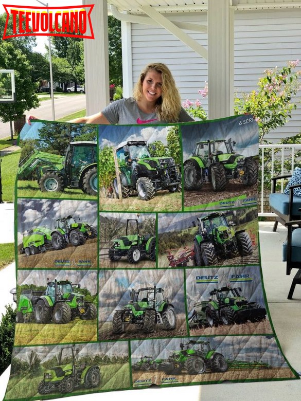 Farm Tractor Green Tractor On Field 3D Quilt Blanket