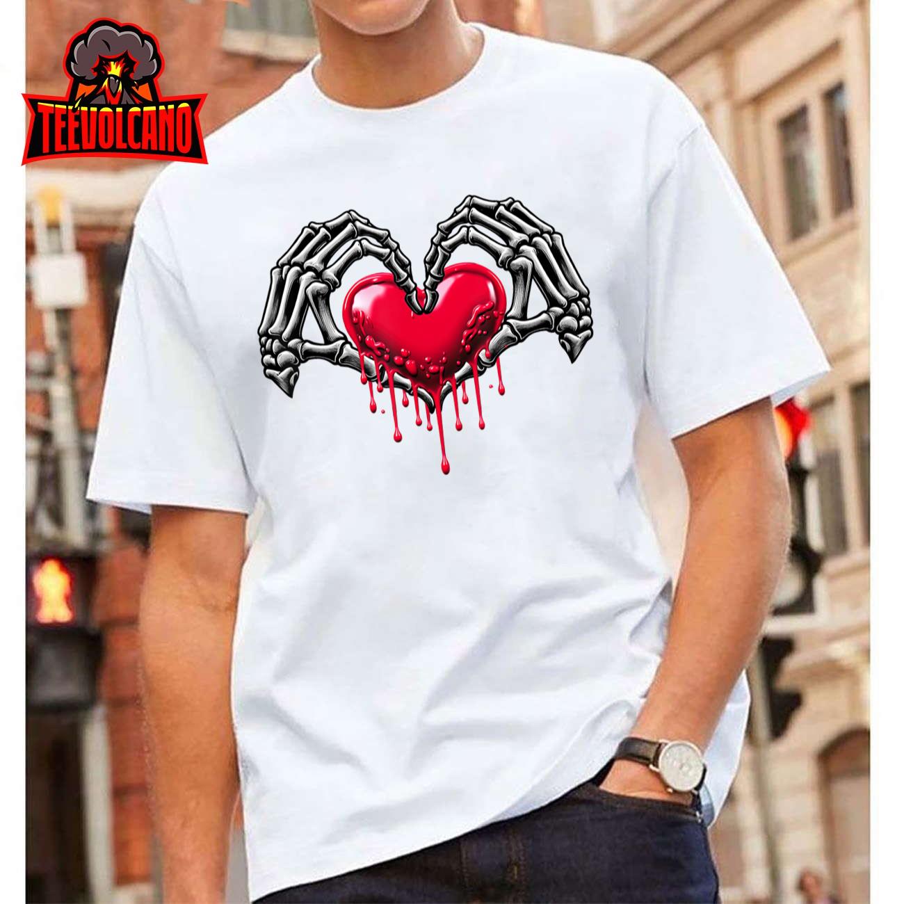 Skeleton Hand Heart Valentines Day Halloween Funny Bones Men T-Shirt