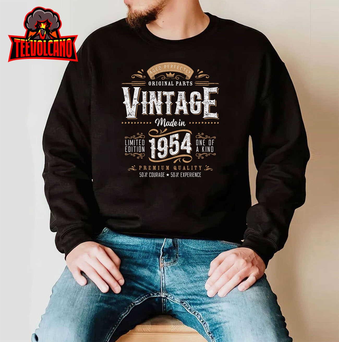 Vintage 1954 70th Birthday Decoration 70 Year Old Gifts Men T-Shirt